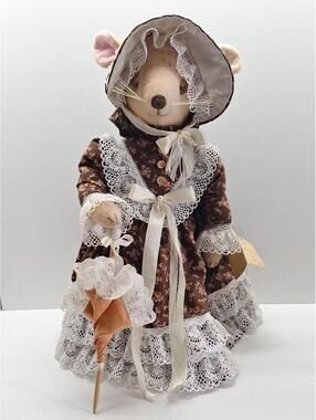 Vintage Mousekins Stuffed Mouse  Artist Vicki, Handmade Pioneer Felt Mouse Doll
